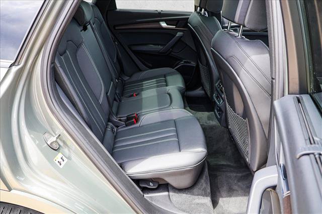 Used 2025 Audi Q5 e Premium Plus AWD/4WD image 25