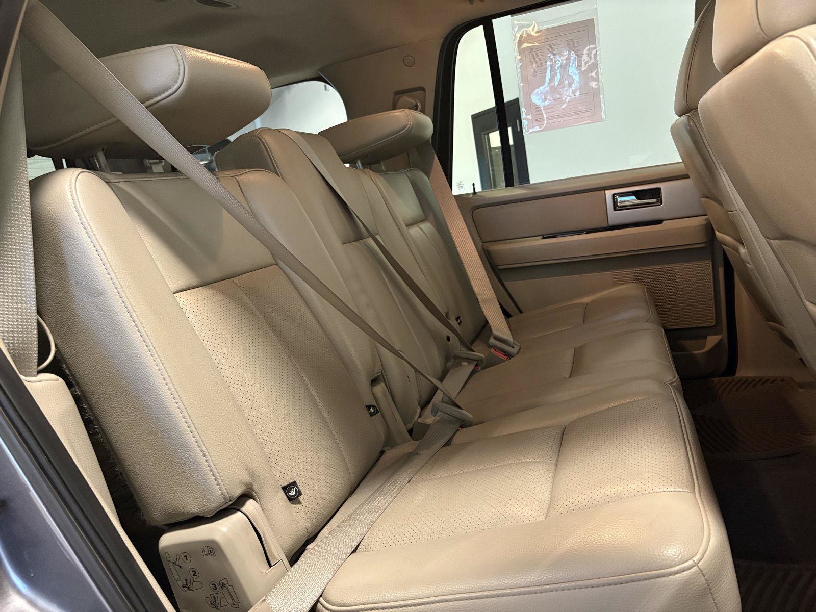 Used 2012 Ford Expedition Limited AWD/4WD image 38