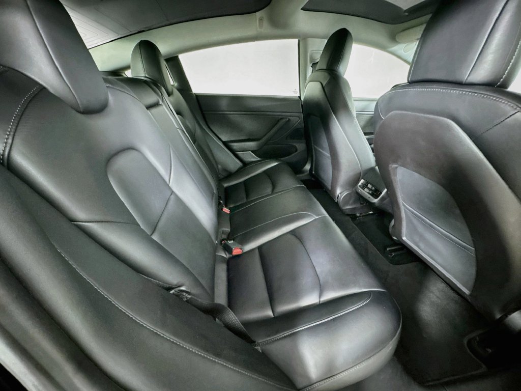 Used 2019 Tesla Model 3 Long Range AWD/4WD image 34
