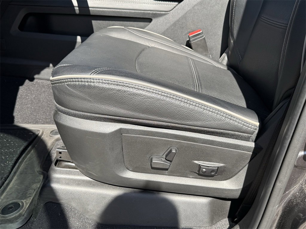 Used 2024 RAM 3500 Limited image 13