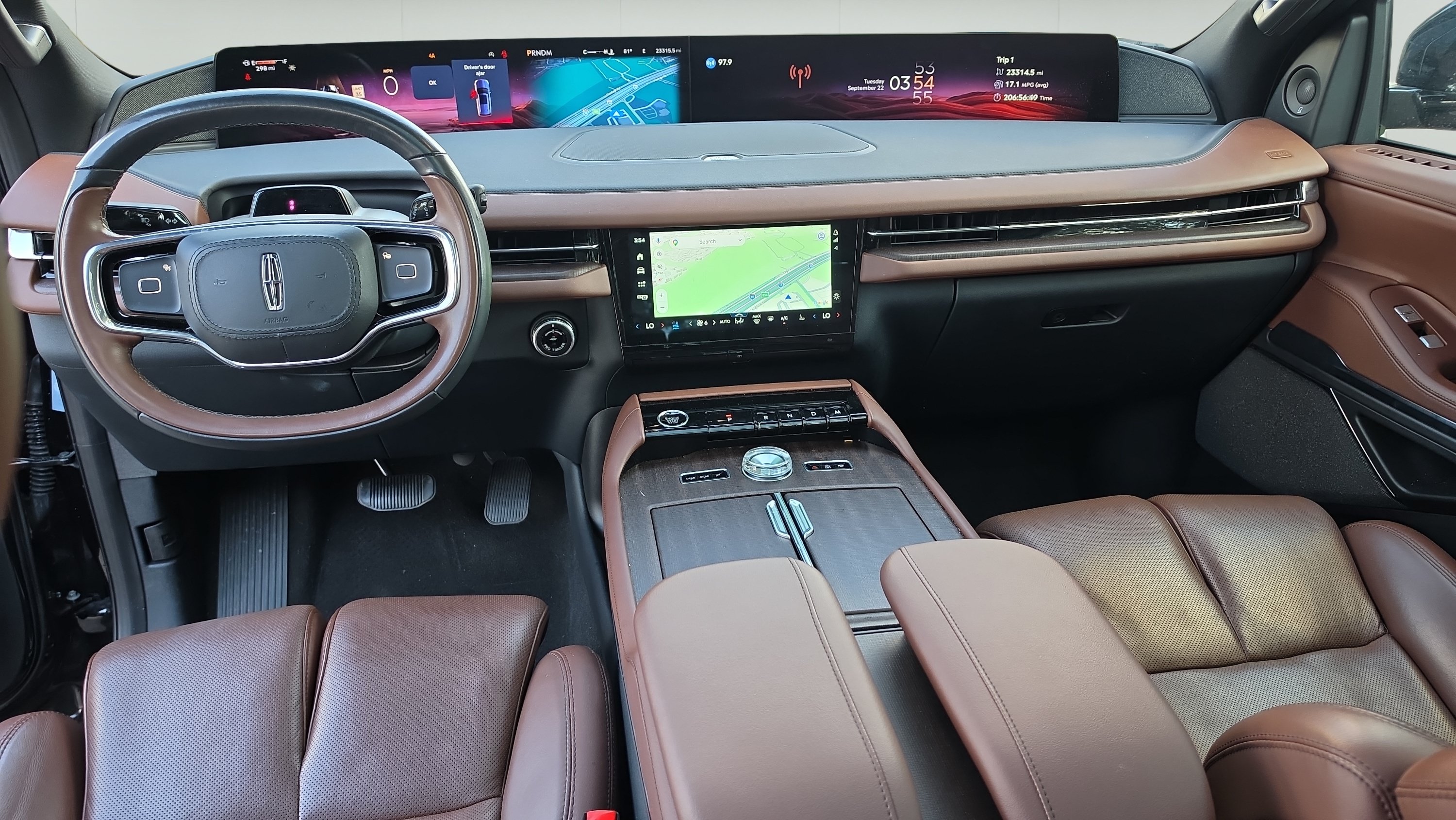 Used 2025 Lincoln Navigator Reserve AWD/4WD image 25