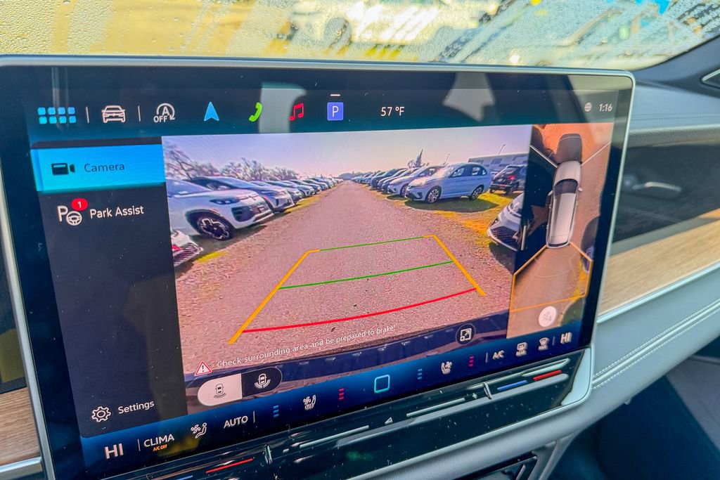 New 2026 Volkswagen Tiguan SEL R-Line image 23