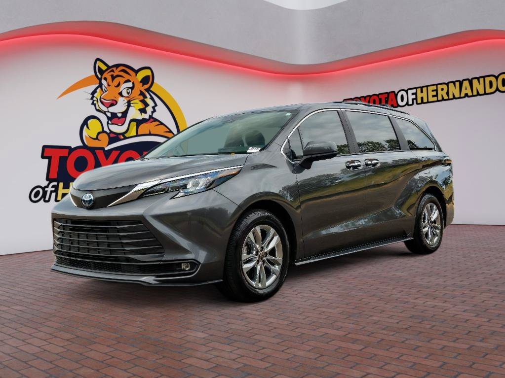 Used 2025 Toyota Sienna XLE w/ XLE Plus Package