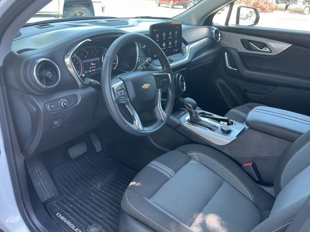 Used 2025 Chevrolet Blazer LT w/ Convenience Package AWD/4WD image 15