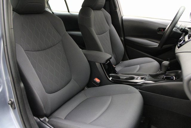 Used 2022 Toyota Corolla LE image 5
