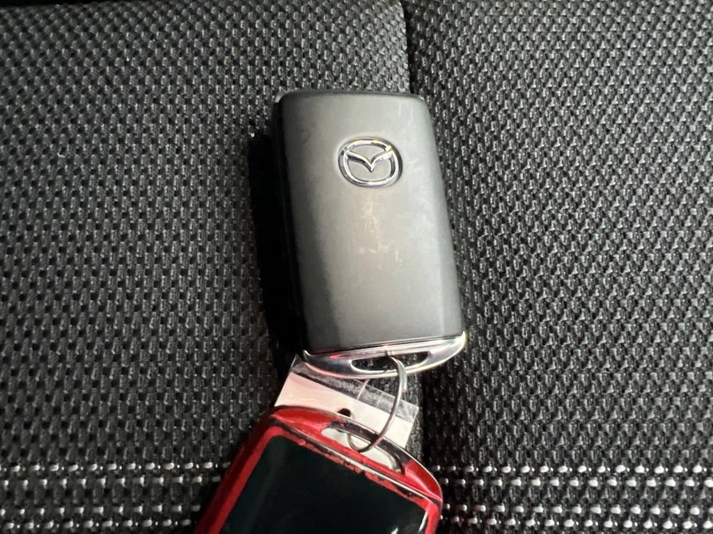 Used 2024 MAZDA CX-50 AWD 2.5 S w/ Cargo Package image 25