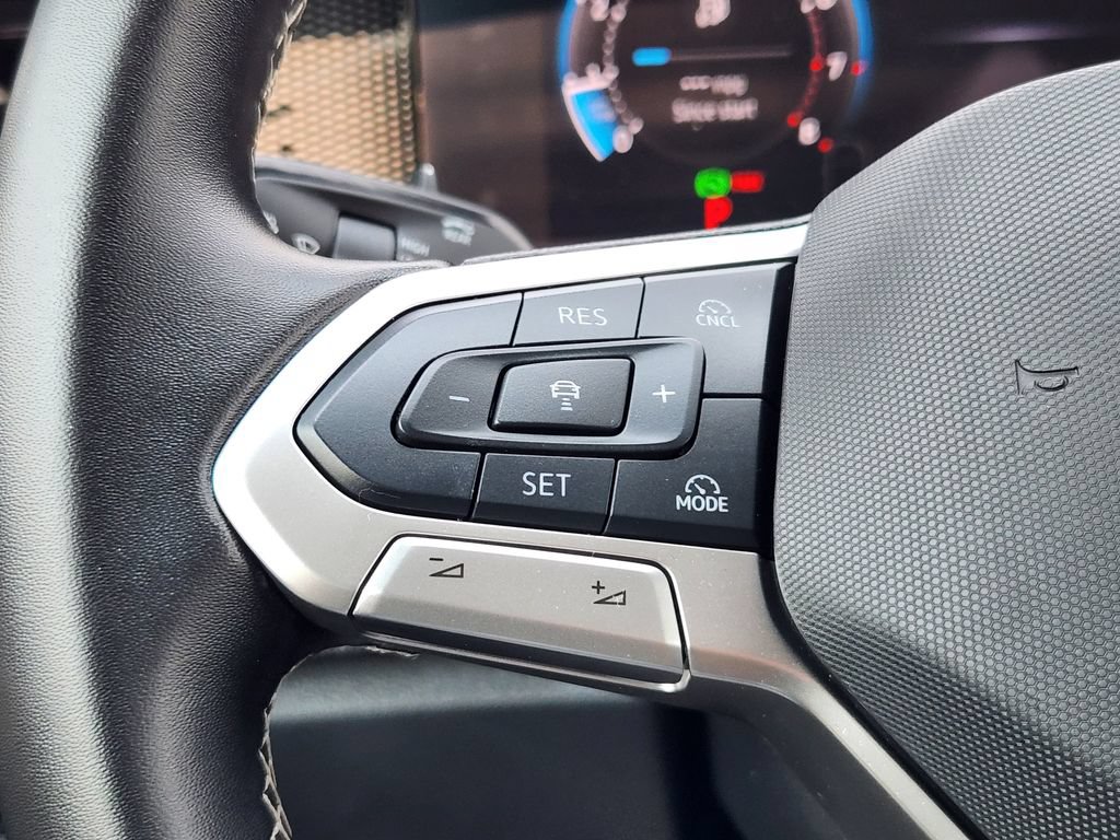 Certified 2025 Volkswagen Tiguan S AWD/4WD image 22