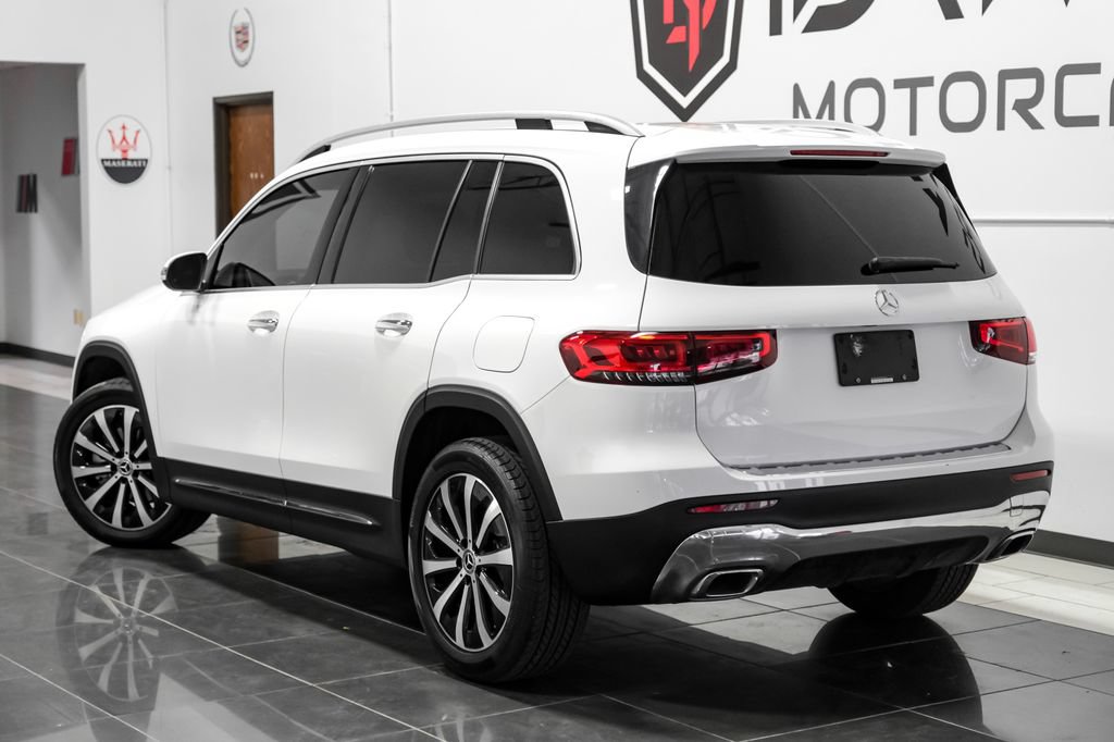 Used 2021 Mercedes-Benz GLB 250 w/ Premium Package image 11