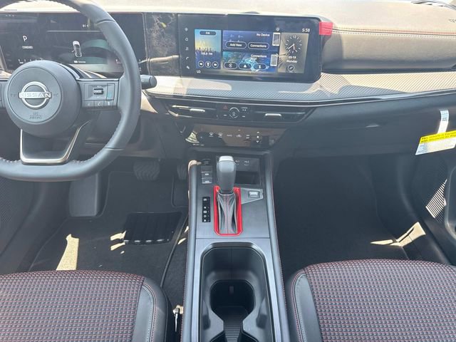 New 2025 Nissan Kicks SR FWD image 16