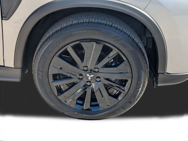 Used 2025 Mitsubishi Outlander Sport LE image 11