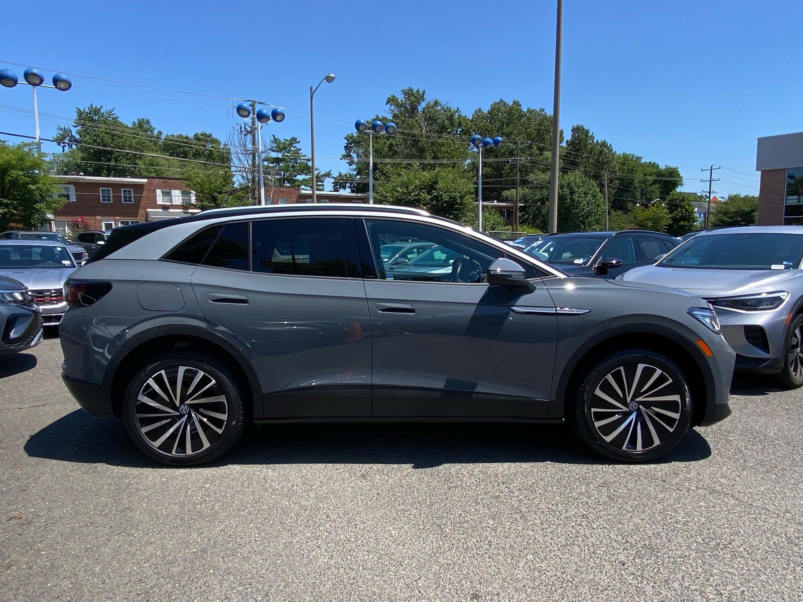 Certified 2023 Volkswagen ID.4 Pro S Plus AWD/4WD image 2