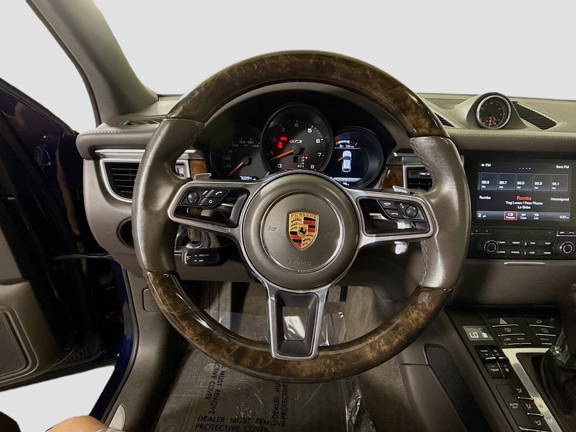 Used 2017 Porsche Macan GTS w/ Premium Package Plus image 13