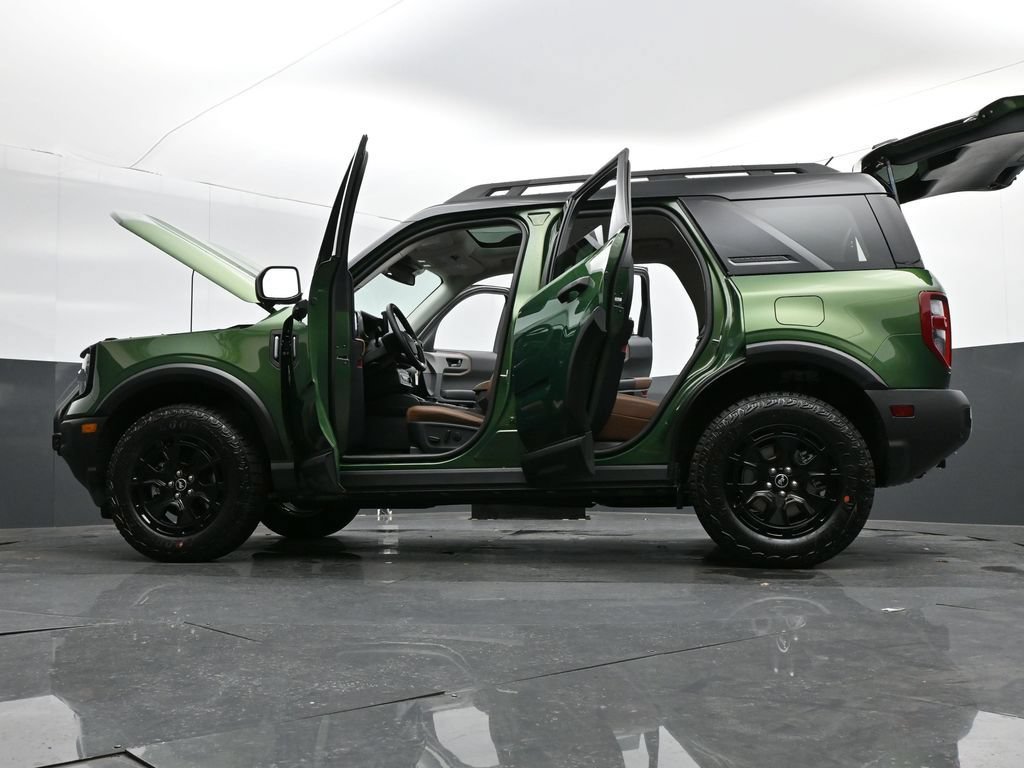 New 2025 Ford Bronco Sport Outer Banks w/ Sasquatch Outer Banks Package AWD/4WD image 33