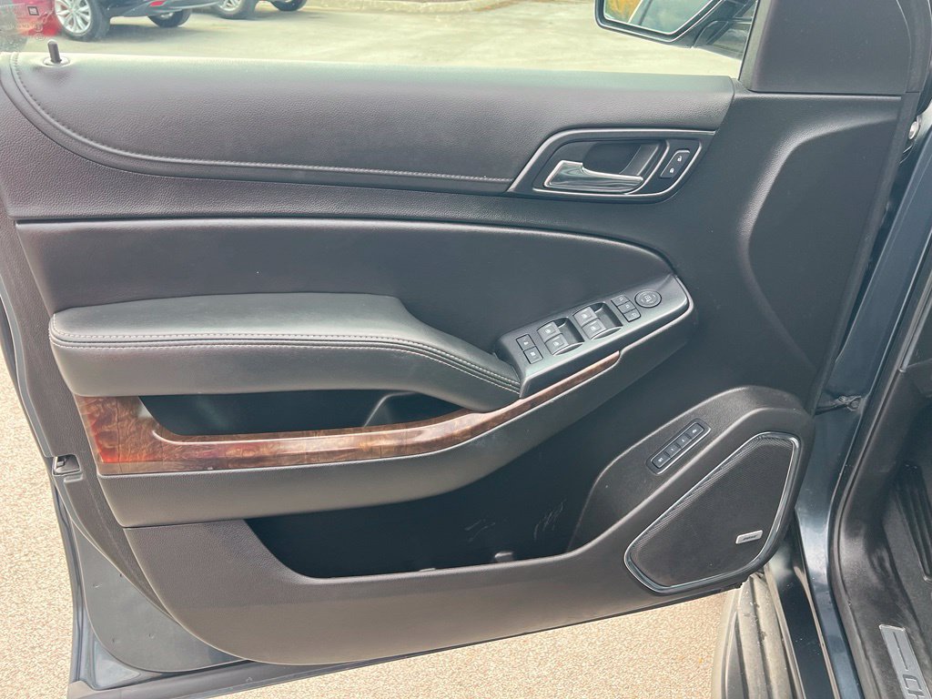Used 2019 Chevrolet Tahoe LT AWD/4WD image 16