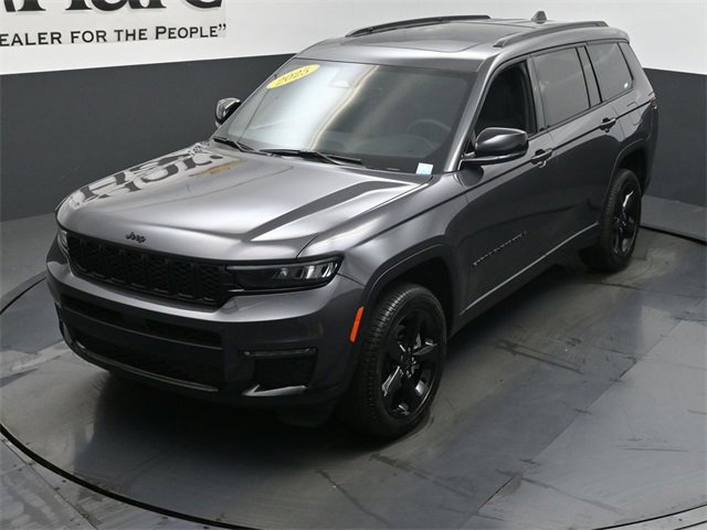 Used 2025 Jeep Grand Cherokee L Limited w/ Black Appearance Package image 47