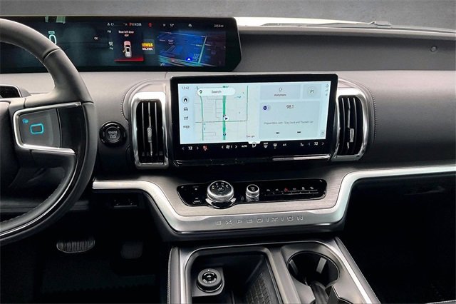 New 2025 Ford Expedition Platinum w/ Driver's Package image 7