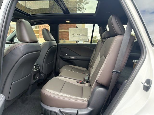 New 2026 Lexus TX 350 AWD image 16