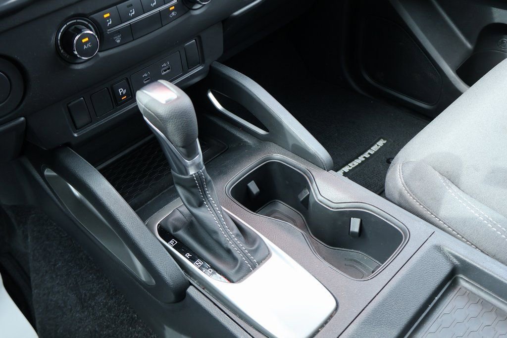 Certified 2025 Nissan Frontier SV image 15