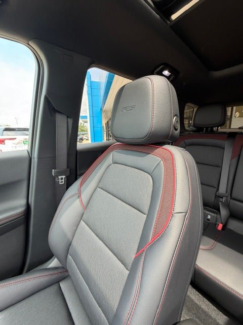 New 2027 Chevrolet Equinox RS w/ Safety and Technology Package FWD image 13