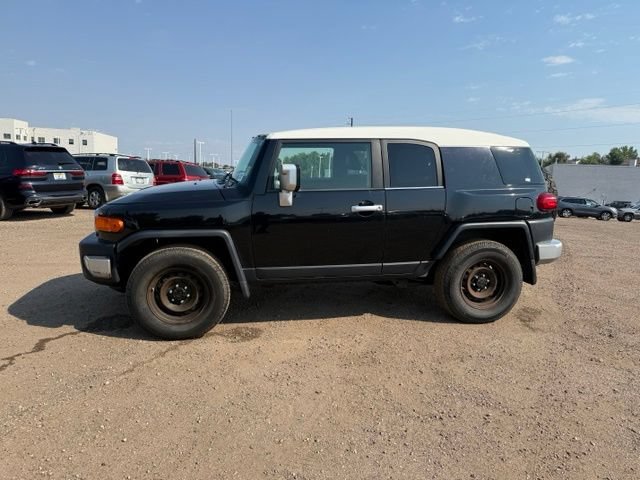 Used 2008 Toyota FJ Cruiser 4WD image 2