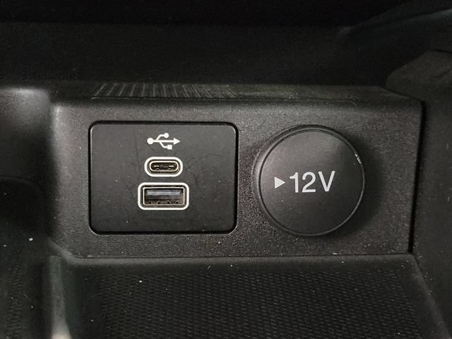 Used 2025 Ford Escape Platinum AWD/4WD image 29
