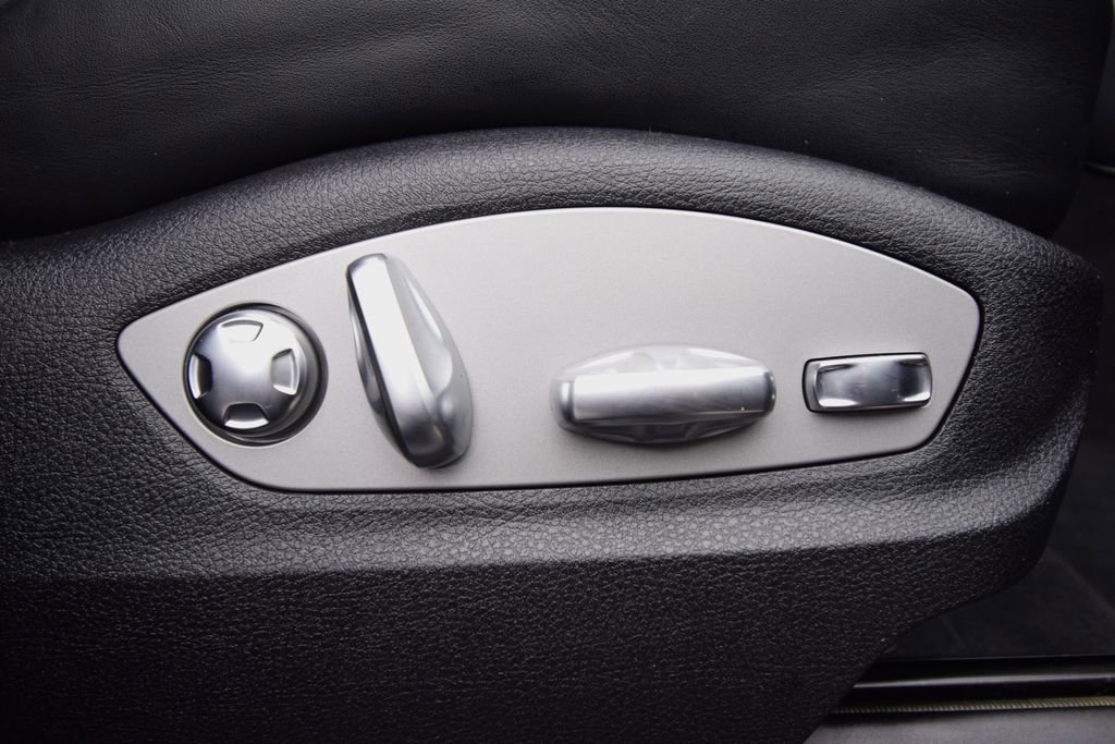 Used 2022 Porsche Macan image 28