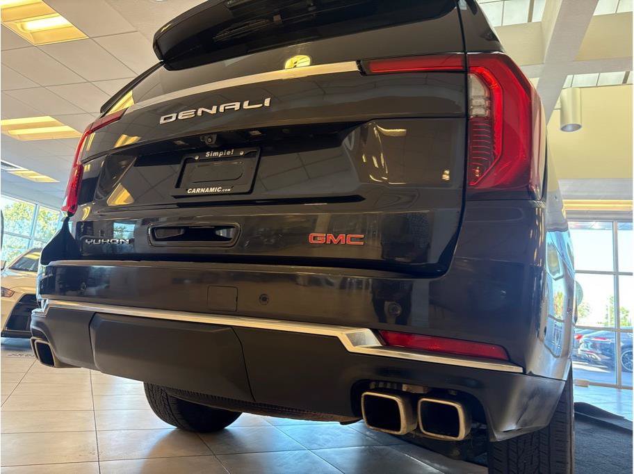 Used 2025 GMC Yukon Denali AWD/4WD image 40