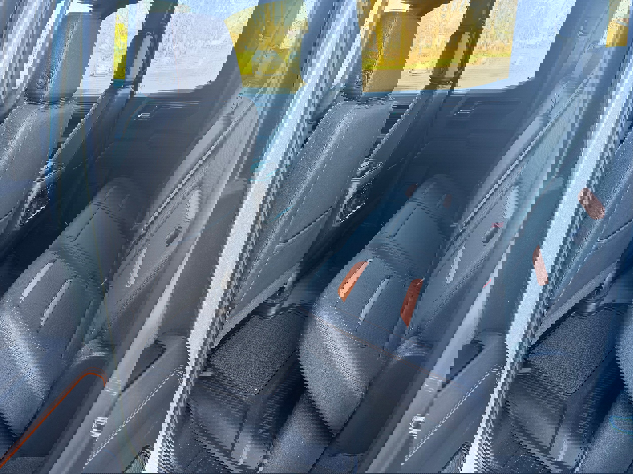 Used 2023 GMC Sierra 1500 AT4 w/ AT4 Premium Package image 23