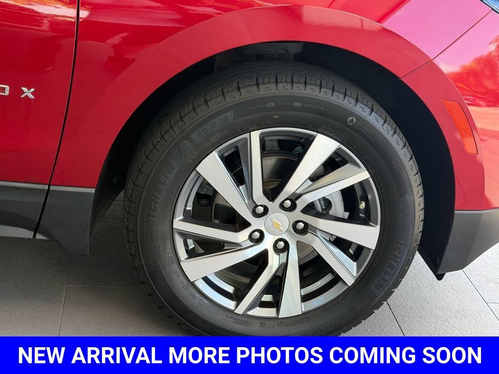 Used 2022 Chevrolet Equinox Premier AWD/4WD image 9