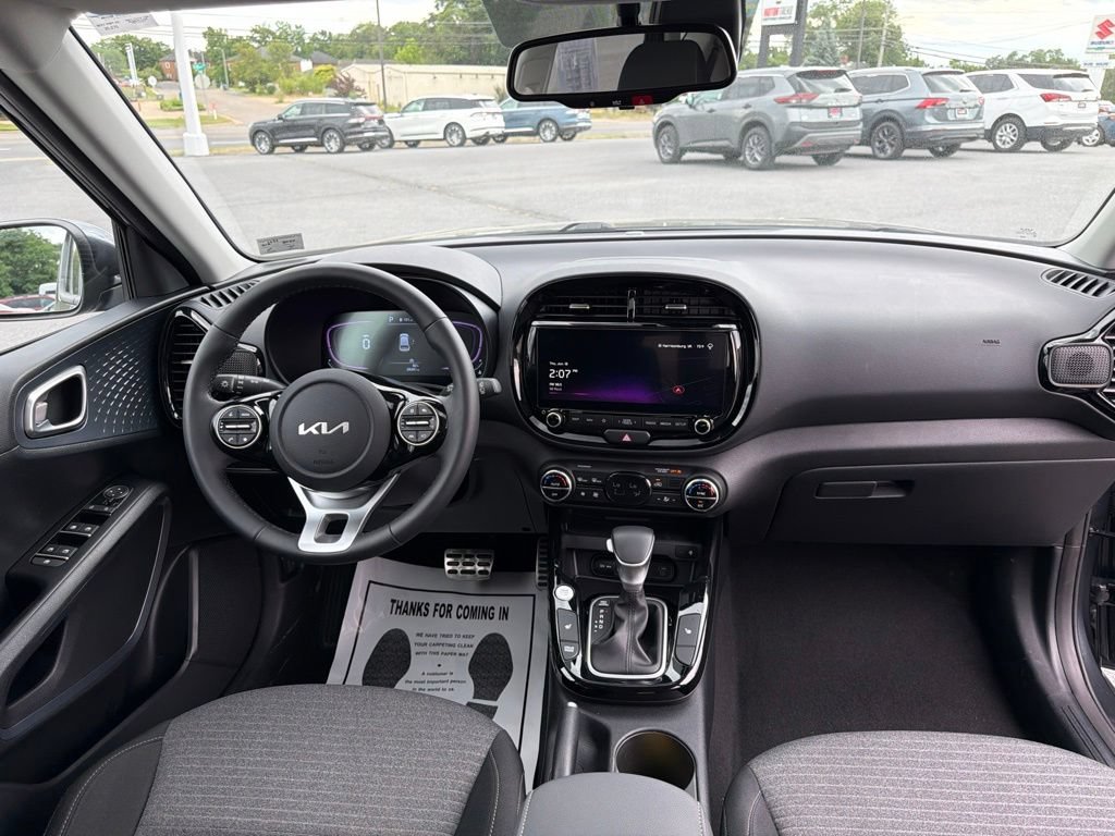 Used 2024 Kia Soul EX FWD image 21