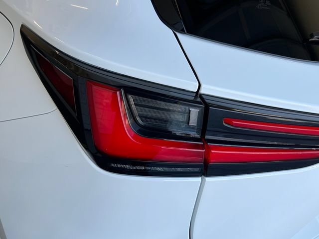 Used 2022 Lexus NX 450h+ F Sport w/ Vision Package AWD/4WD image 19