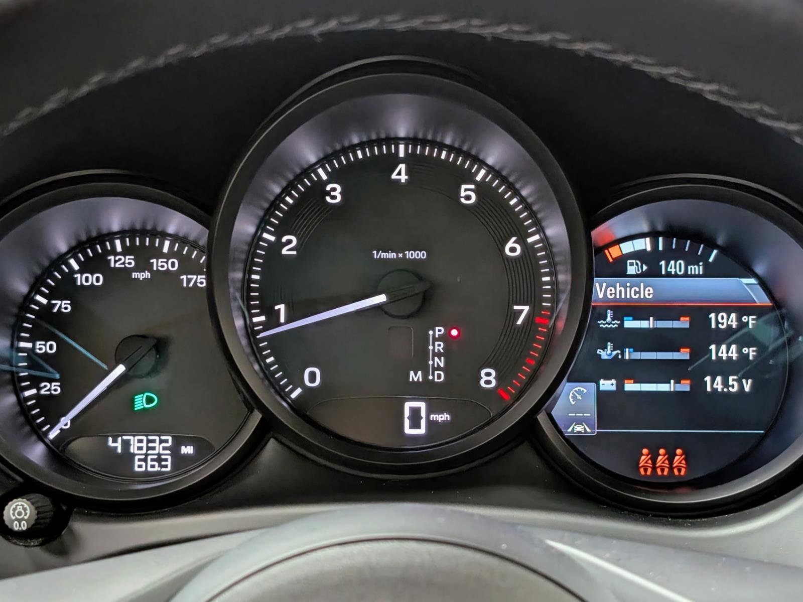 Used 2023 Porsche Macan image 33