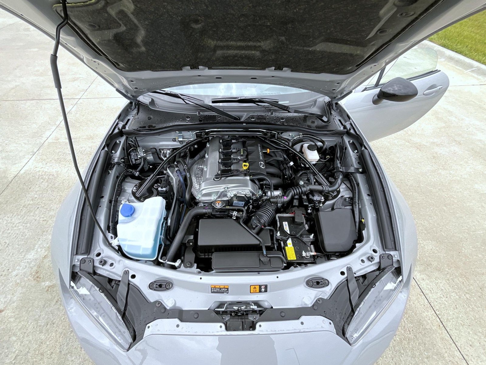 New 2026 MAZDA MX-5 Miata Club w/ Weather Package RWD image 20