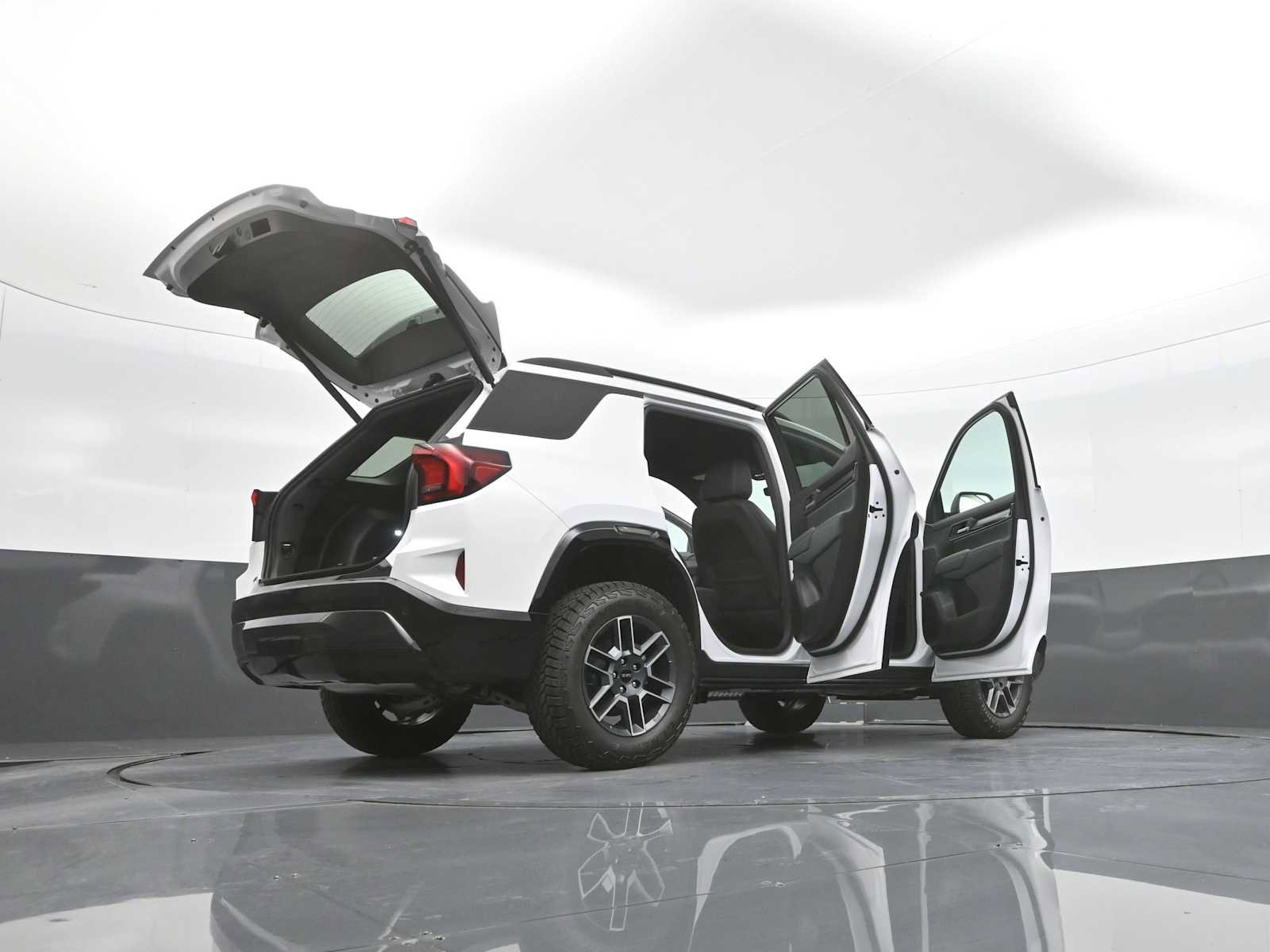New 2026 GMC Terrain AT4 w/ Technology Package II AWD/4WD image 42