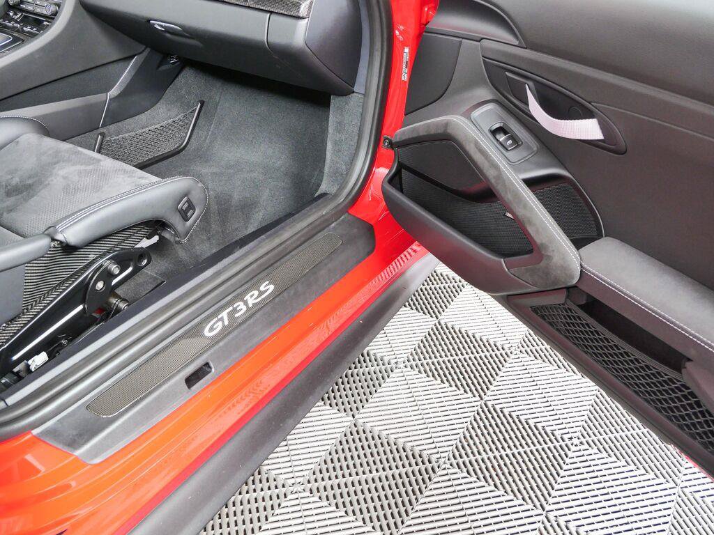 Certified 2019 Porsche 911 GT3 RS RWD image 22
