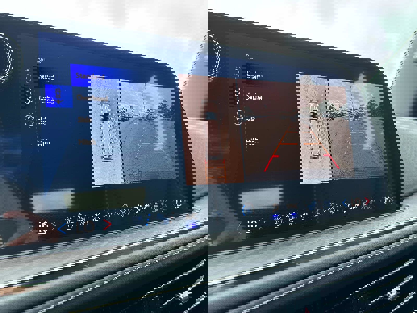 New 2025 Chevrolet Suburban Premier w/ Sun And Tow Package image 14