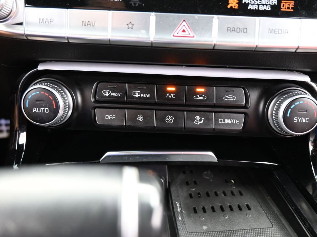 Used 2022 Kia Stinger GT-Line w/ Sun & Sound Package image 27