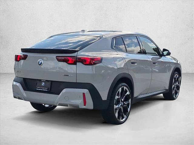 New 2027 BMW X2 xDrive28i w/ Technology Package AWD/4WD image 2
