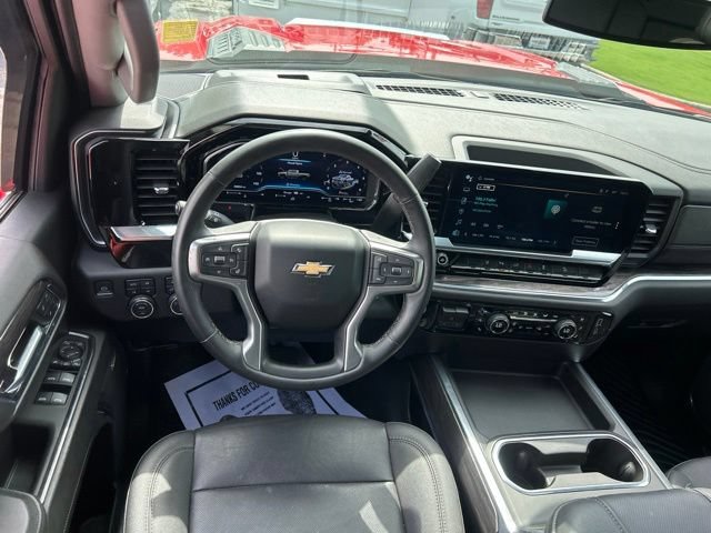 Used 2024 Chevrolet Silverado 2500 LTZ w/ LTZ Convenience Package AWD/4WD image 28