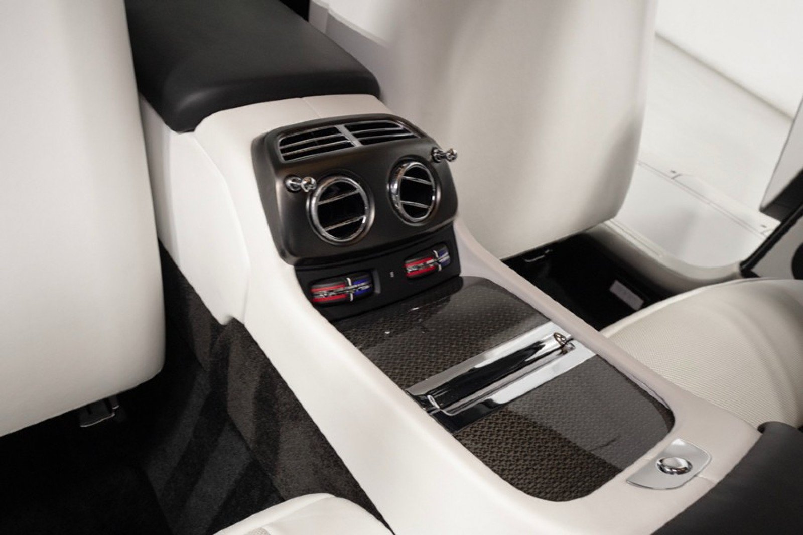 Used 2021 Rolls-Royce Wraith RWD image 45