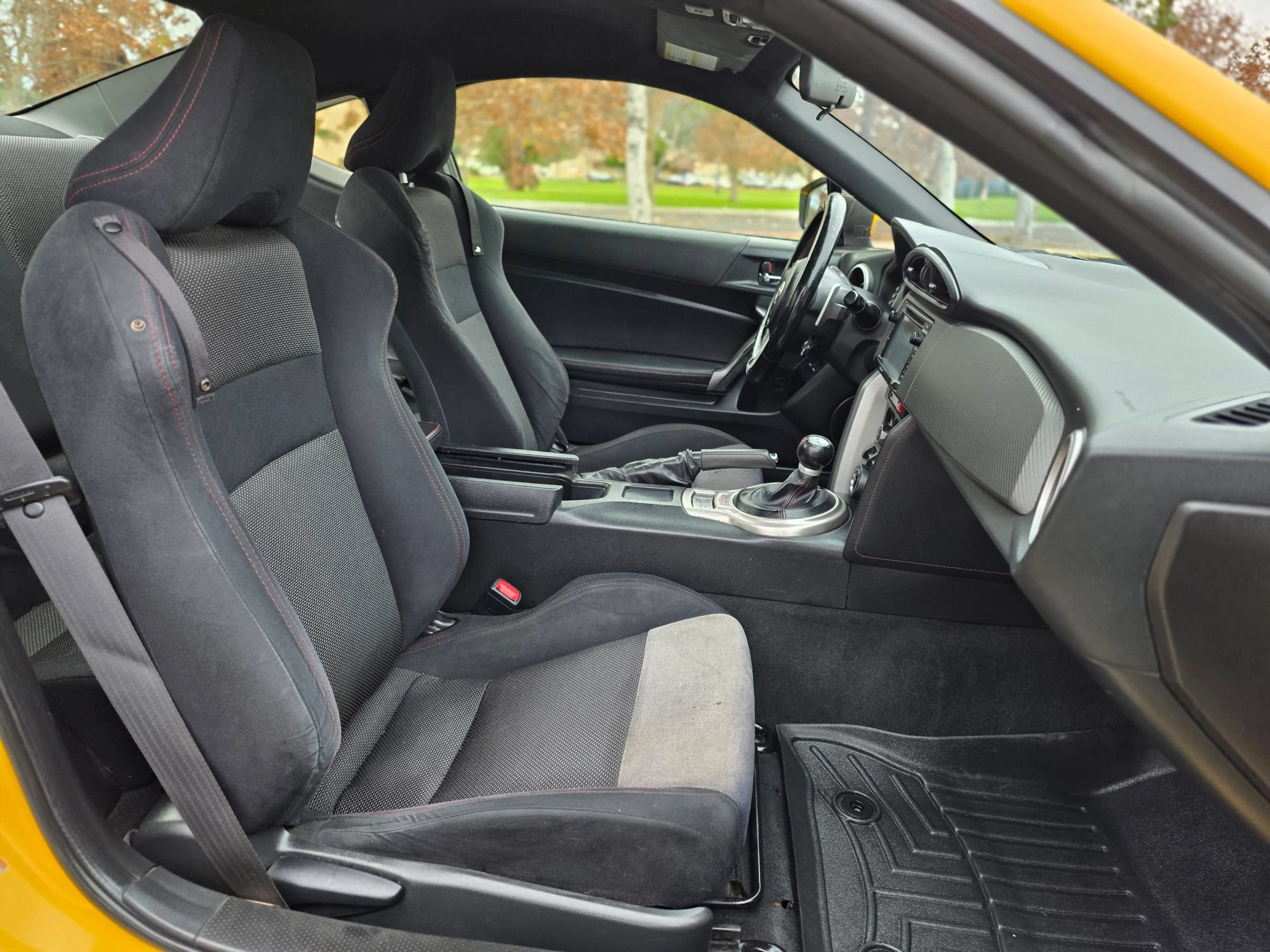 Used 2015 Scion FR-S Release Series 1.0 RWD image 11