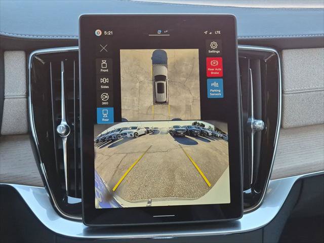 New 2027 Volvo XC90 B6 Plus AWD/4WD image 10
