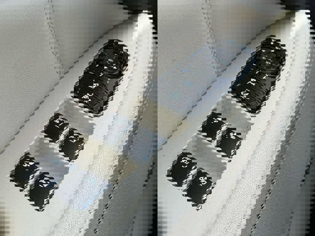 Used 2014 Hyundai Equus Signature image 17