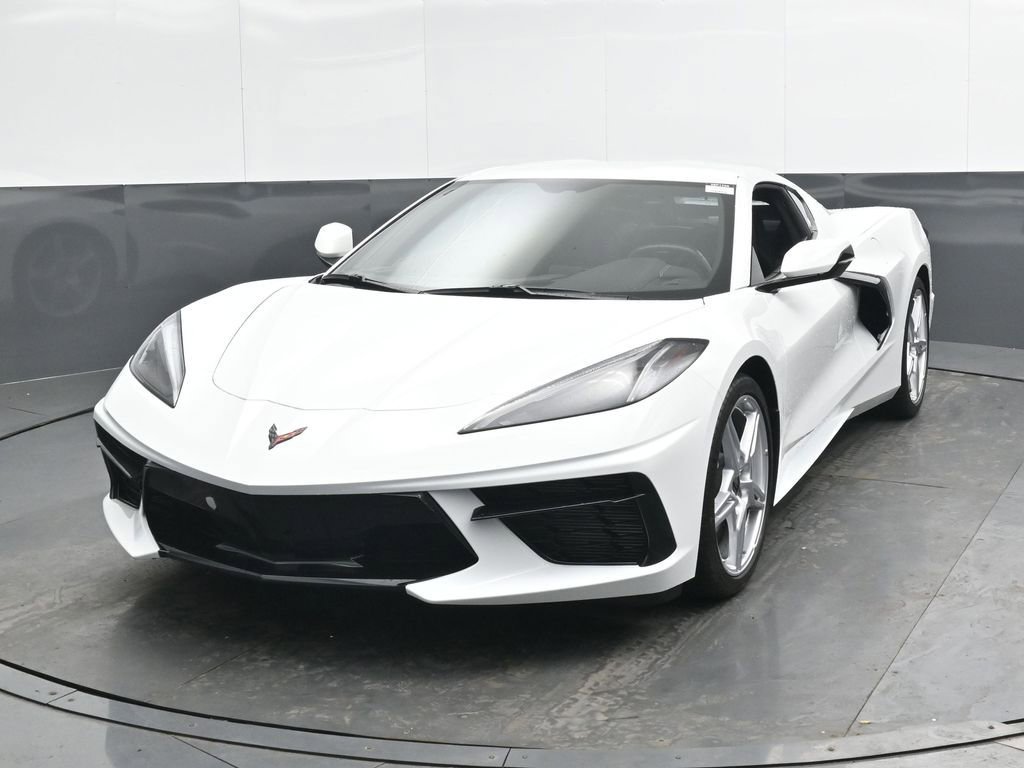 Used 2022 Chevrolet Corvette Stingray Coupe w/ 1LT RWD image 6