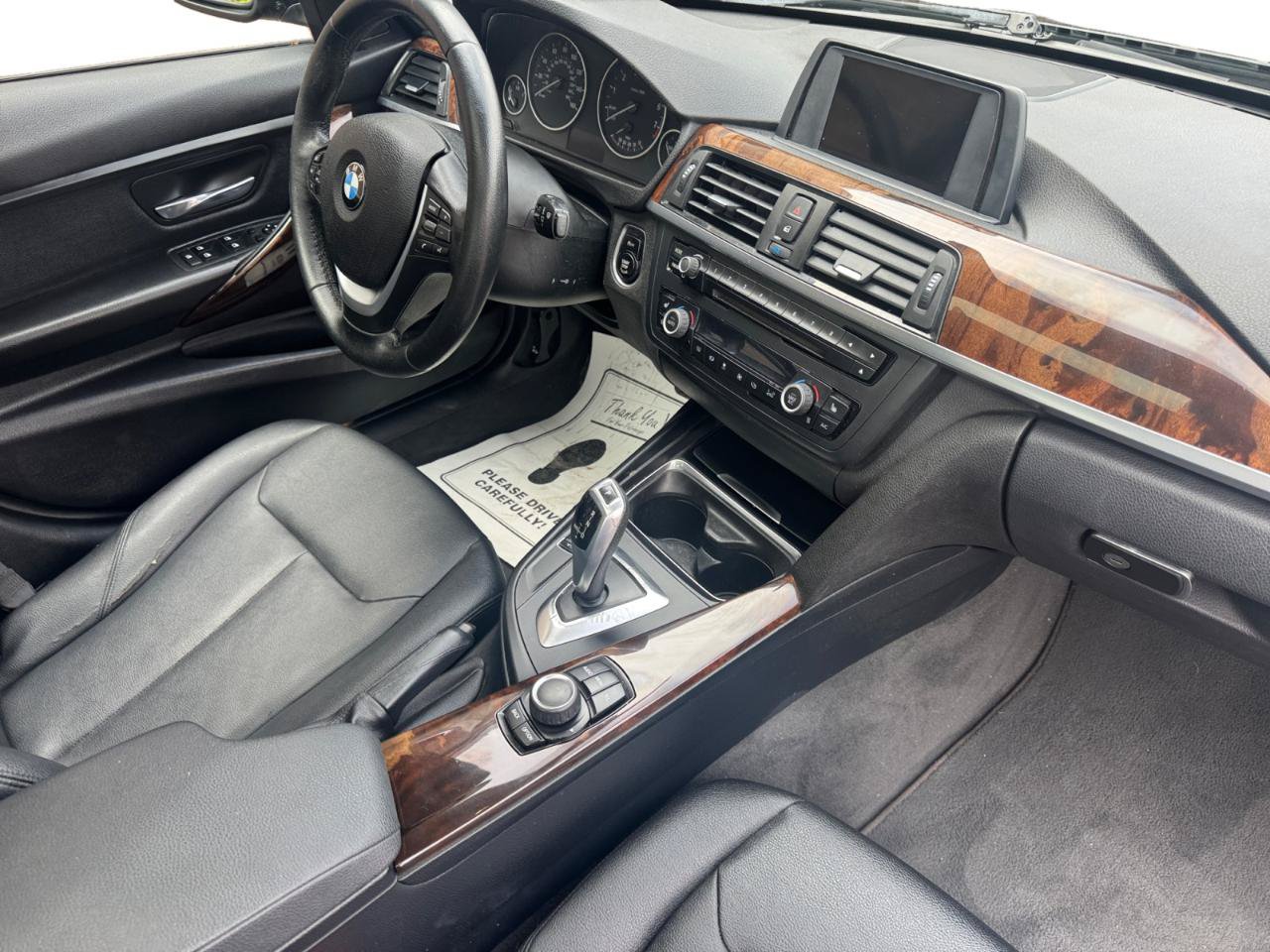 Used 2015 BMW 328i xDrive Sedan AWD/4WD image 4