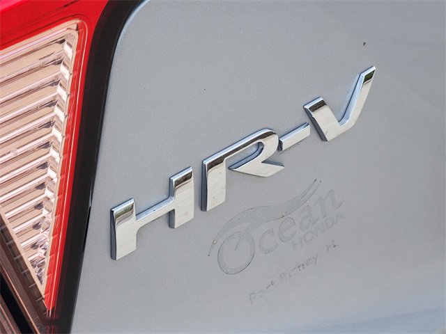 Used 2017 Honda HR-V EX-L image 12