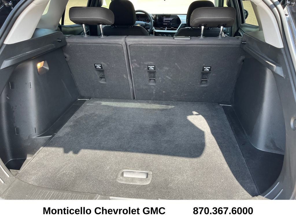 Used 2024 Chevrolet Trax LS w/ LS Convenience Package FWD image 27