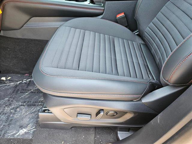 New 2025 Ford Explorer ST-Line image 4