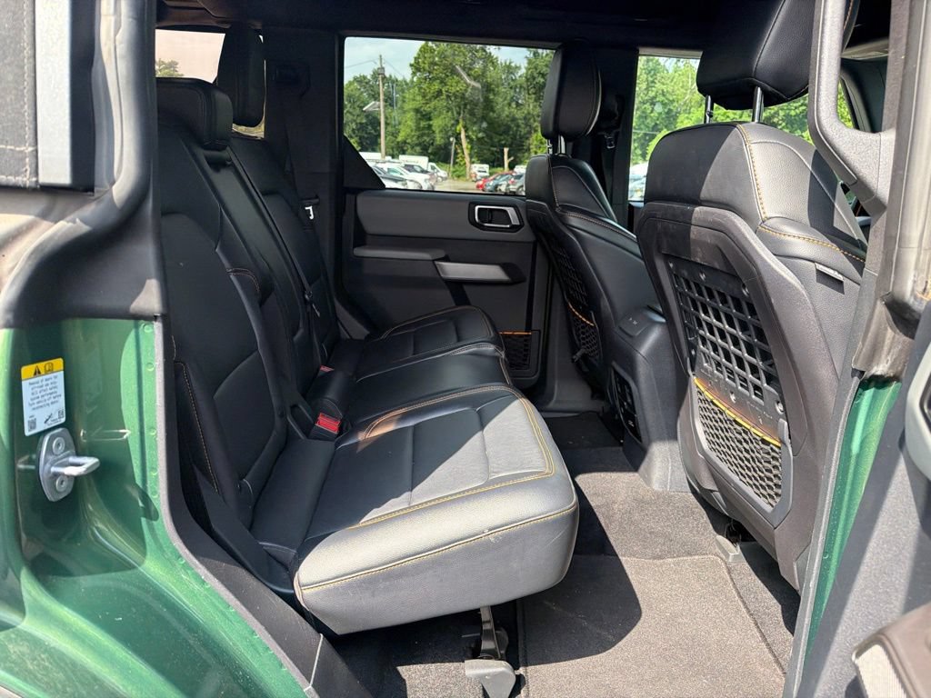 Used 2022 Ford Bronco Badlands AWD/4WD image 6