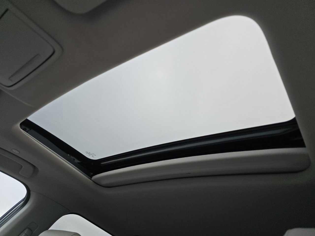 Certified 2024 Honda CR-V EX-L image 4